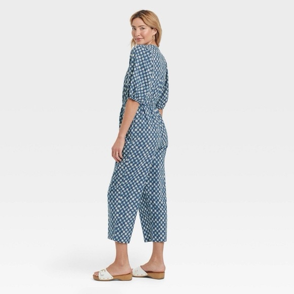 ✨ Universal Thread Blue Star Print Jumpsuit — Size M — Excellent Condition ✨ - Picture 2 of 5